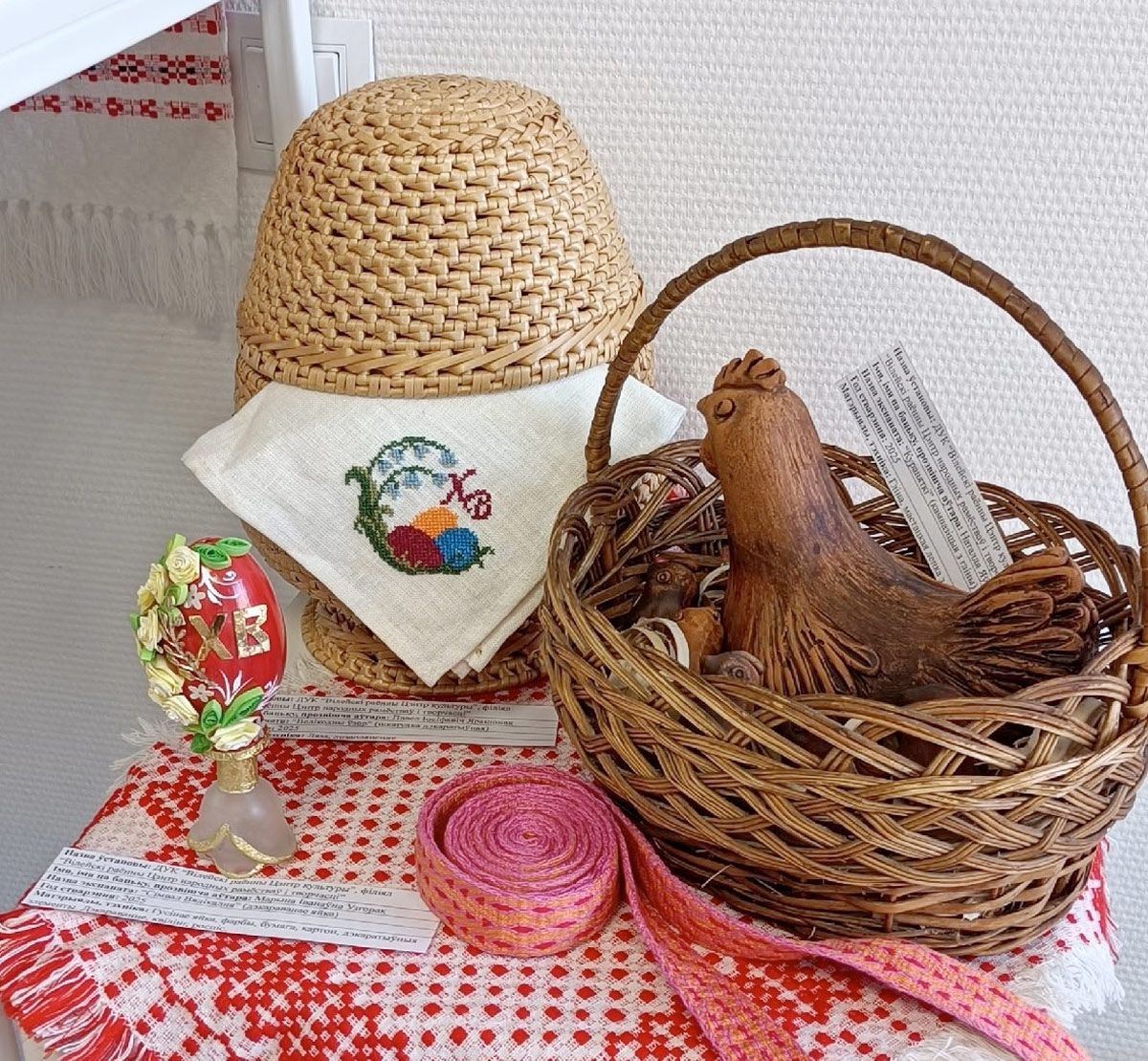 Мастера Вилейского района представляют пасхальное искусство в Минске