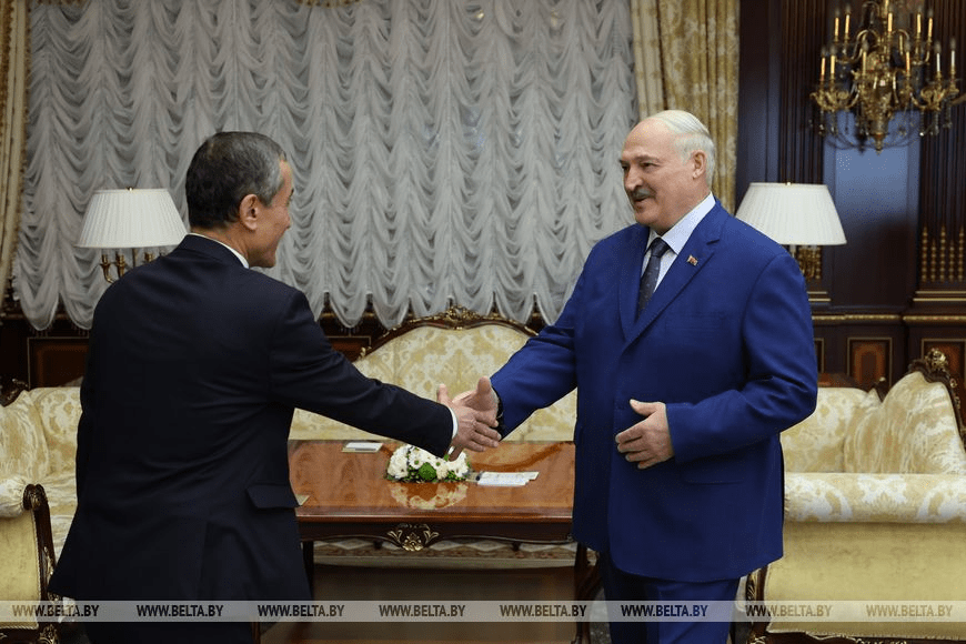 Лукашенко уверен в возможности достижения $2 млрд товарооборота между Беларусью и Узбекистаном