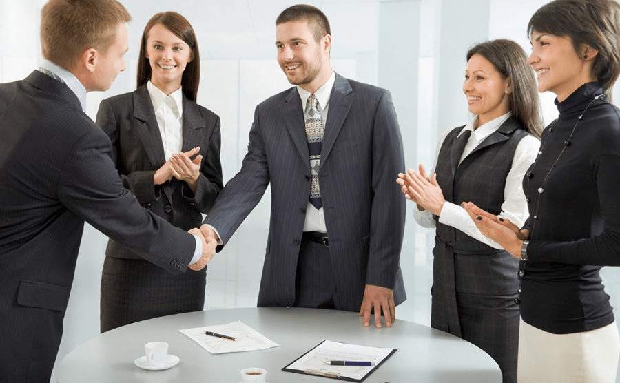 «От идеи до первого миллиона»: как безработные становятся бизнесменами с помощью государства?