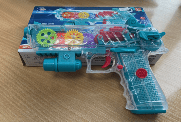 Слишком громко для детей: Госстандарт выявил опасную игрушку в продаже