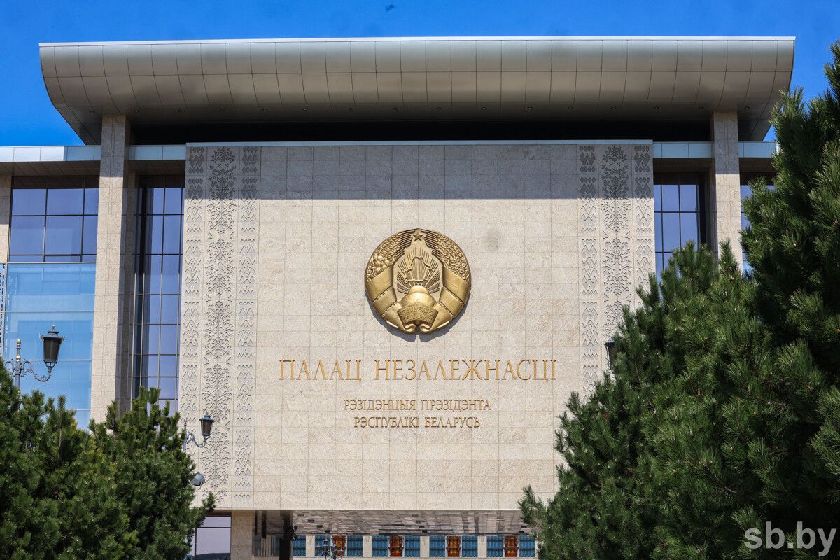 Телефонный разговор Лукашенко и Макрона состоялся по инициативе французской стороны Телефонный разговор Лукашенко и Макрона состоялся по инициативе французской стороны
