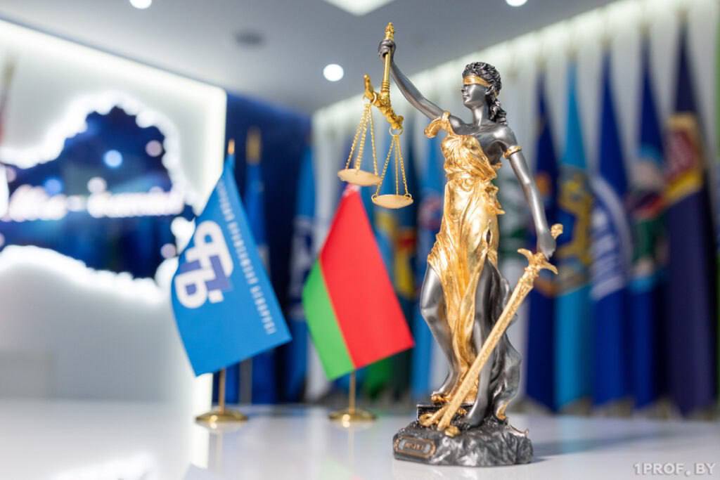 28 мая в Порсе и Любани Вилейского района бесплатно проконсультируют по правовым вопросам 28 мая в Порсе и Любани Вилейского района бесплатно проконсультируют по правовым вопросам