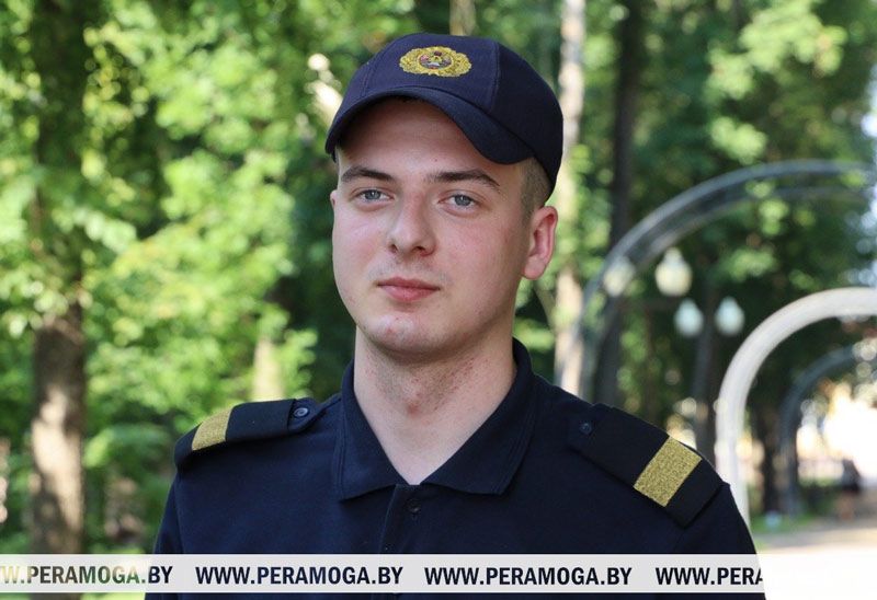 «Для тех, кто этим живет» молодой сотрудник ППСМ Александр Борувко о буднях вилейской милиции и любви к тихому городу «Для тех, кто этим живет» молодой сотрудник ППСМ Александр Борувко о буднях вилейской милиции и любви к тихому городу