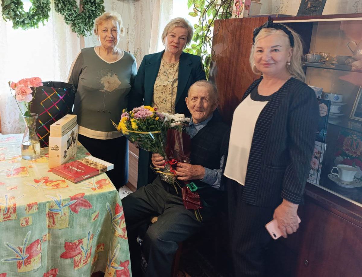 100-летний юбилей Вячеслава Овсяника