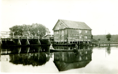 Млын і мост у Старой Гуце, 1926 г.